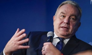 特朗普口出狂言：炫耀导弹数量多，称中国“不敢”与美起冲突