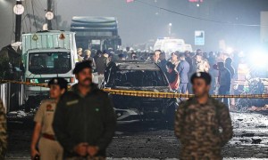 新一轮冲突要打响？巴基斯坦遭痛击，巴防长官宣开战，大批部队在边境集结