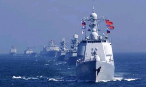 美媒提醒：一旦中美打起来，解放军航母、大型两栖攻击舰或是关键