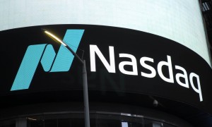特朗普威胁实施关键软件出口管制，纳指创4月以来最大单日跌幅