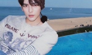 姚弛回应网友调侃邀约巡演play,自曝与散人面基靠喝酒破冰