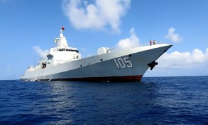 东海舰队迎来四艘055万吨大驱,台海战略天平瞬间倾斜